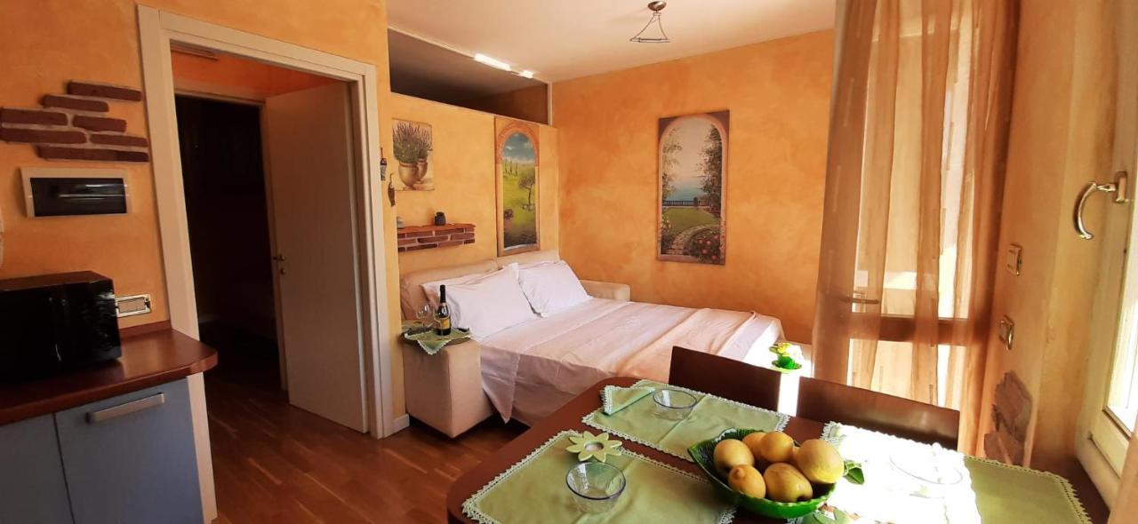 Holiday House Sole Salo Ngoại thất bức ảnh